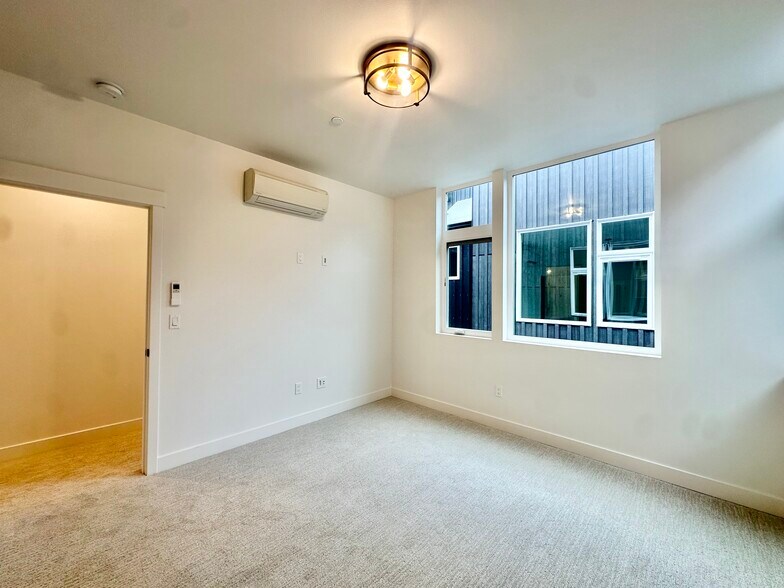 Building Photo - 1725 17th Ave