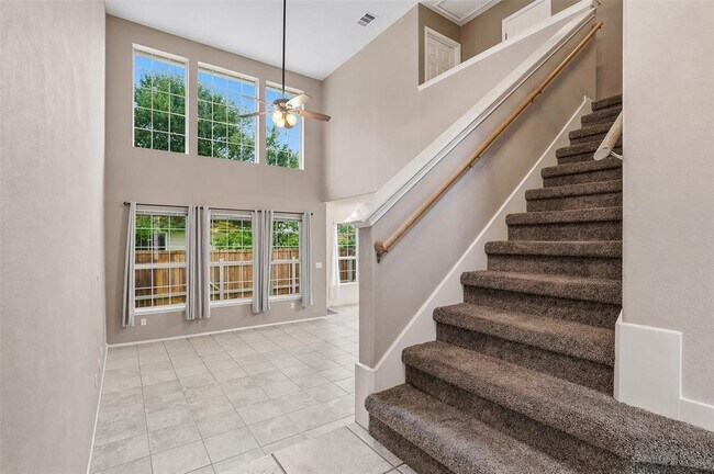 Building Photo - 2632 Century Park Blvd