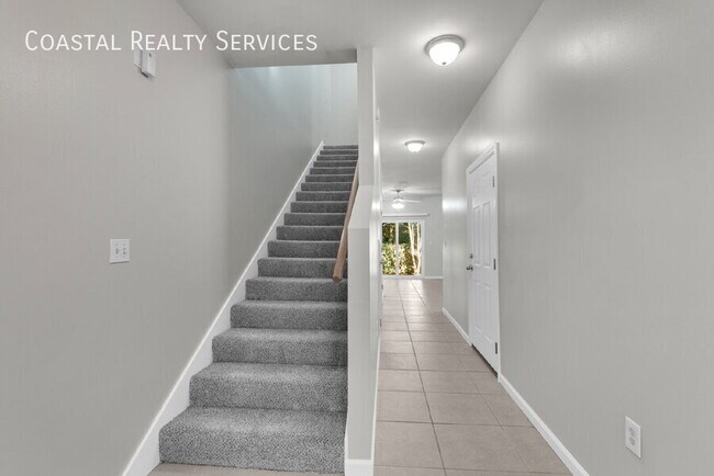 Building Photo - 1367 US-98