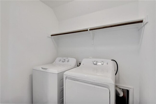 Building Photo - 12912 Leatherback Ln