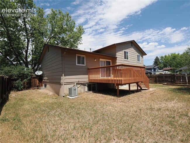 Building Photo - 7525 Deer Trail