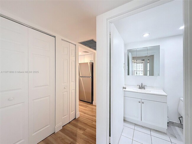 Building Photo - 17560 Atlantic Blvd