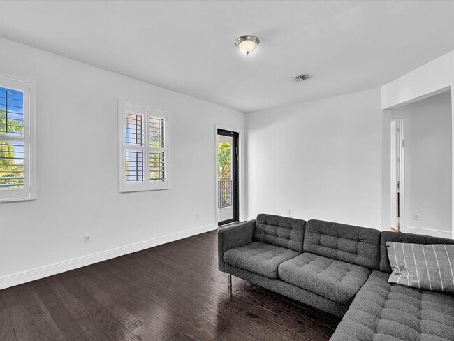 Building Photo - 3192 NW 84th Terrace