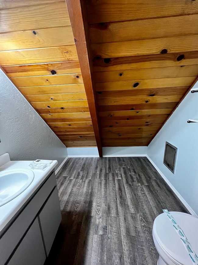 Building Photo - Spacious Twain Harte Sanctuary: Expansive 4-Bedroom Home with Solar Included!