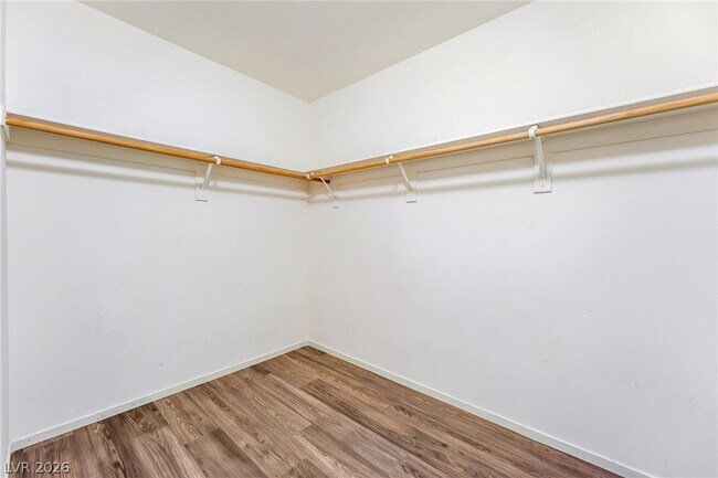 Building Photo - 617 Baysville Ct