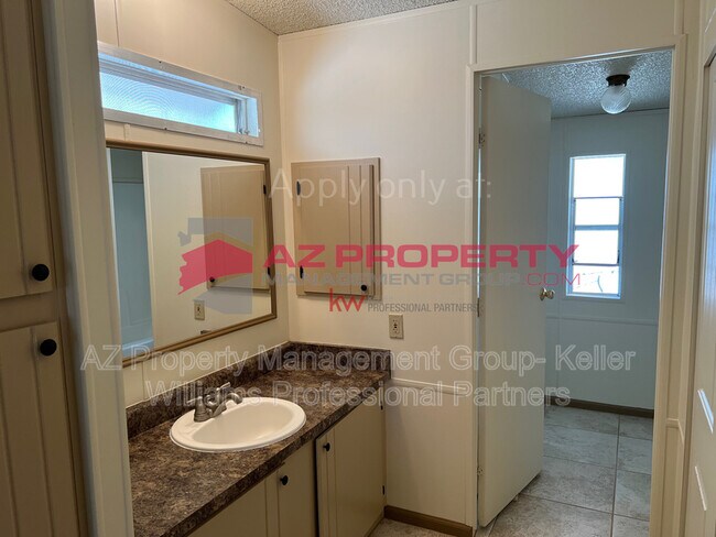 Building Photo - 28840 N 168th Ave