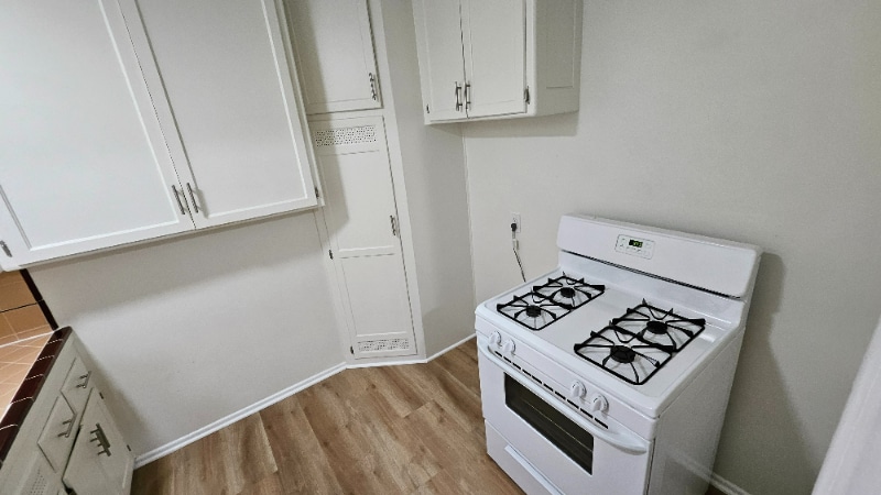 Building Photo - 4221 Los Feliz Blvd