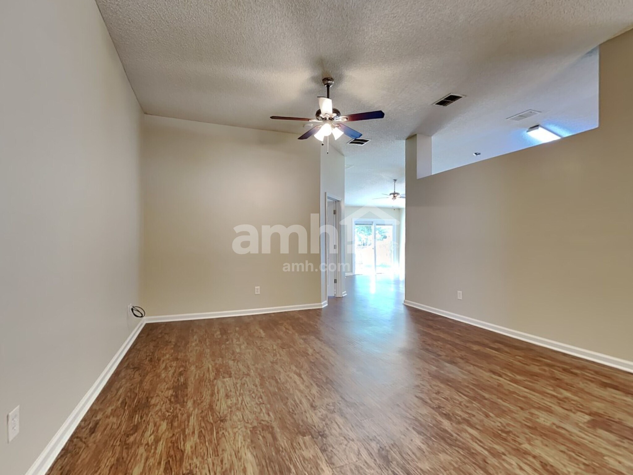 Building Photo - 840 Mackenzie Cir