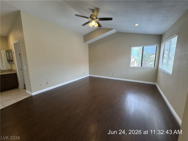 Building Photo - 127 Wynntry Dr