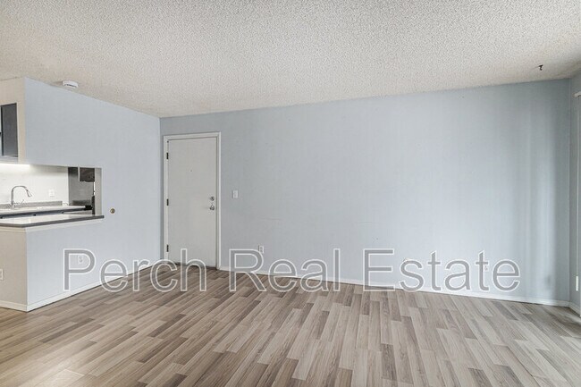 Building Photo - 14424 E Colorado Dr