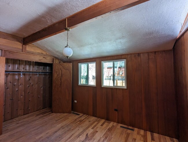 Building Photo - 320 Beaver Creek Rd