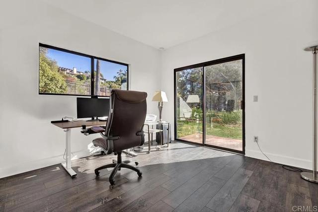 Building Photo - 3230 Piragua St