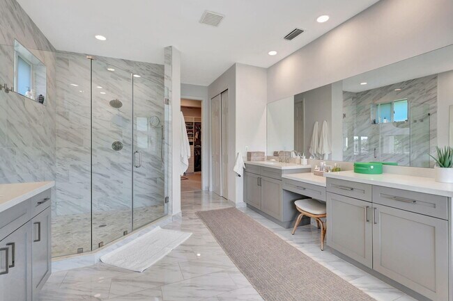 Building Photo - 11615 Paradise Cove Ln