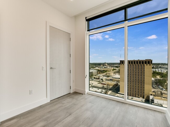 Building Photo - 123 Lexington Ave