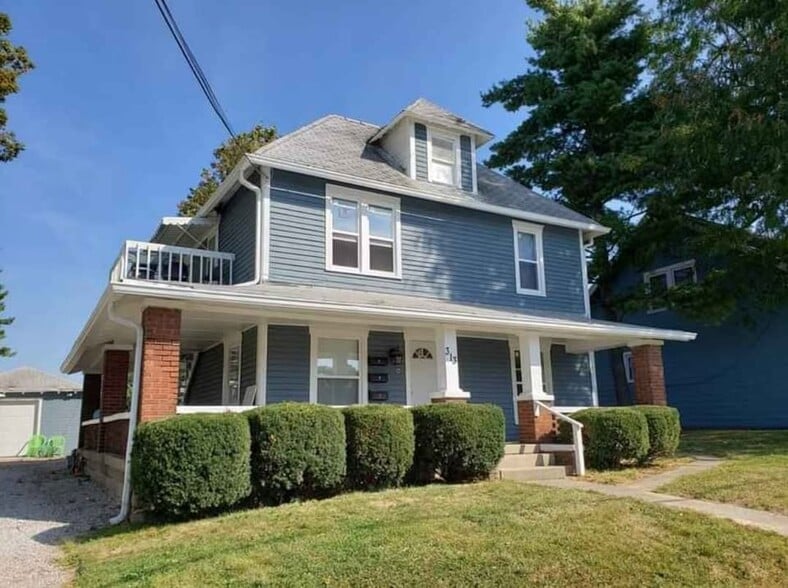 Building Photo - 313 Elm St