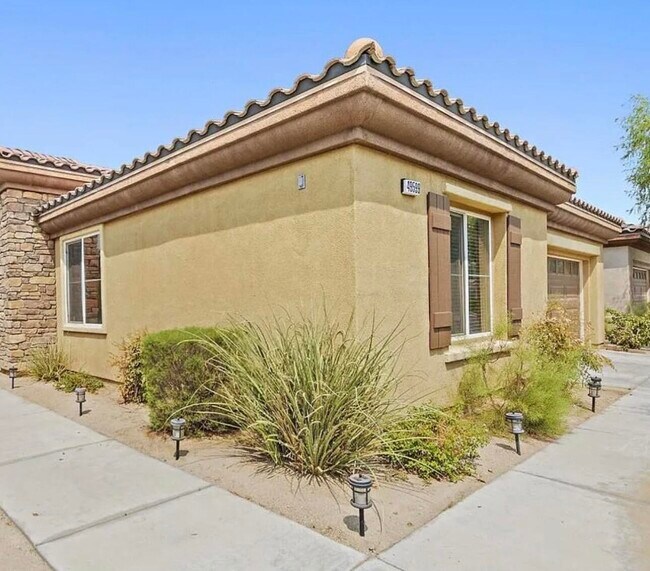Building Photo - 49599 Pacino St
