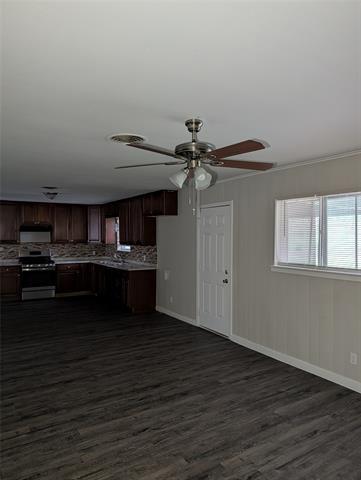 Building Photo - 3204 Phoenix Dr