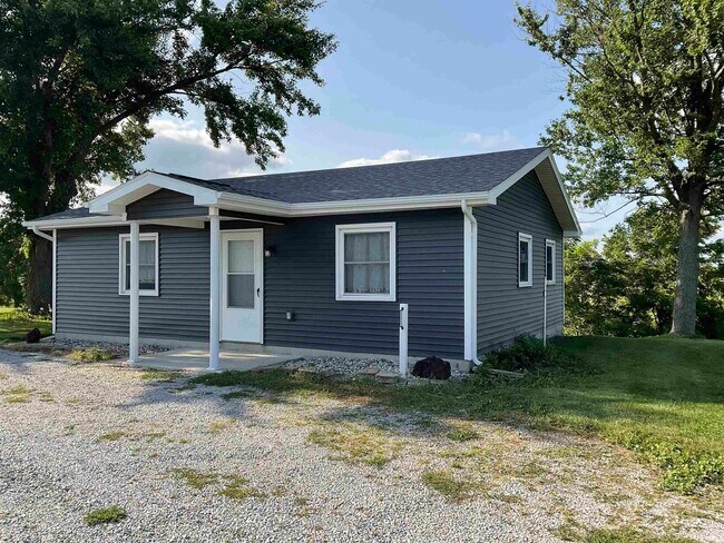 Primary Photo - 6005 IN-205