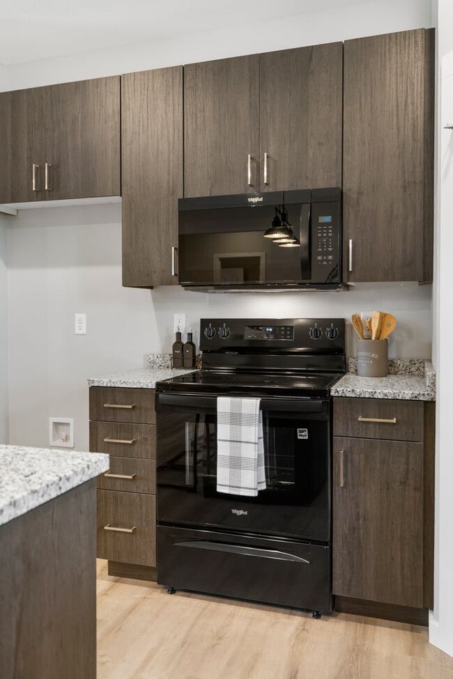 Building Photo - Now Leasing! Brand New 3 Bed, 2 Bath Home ...