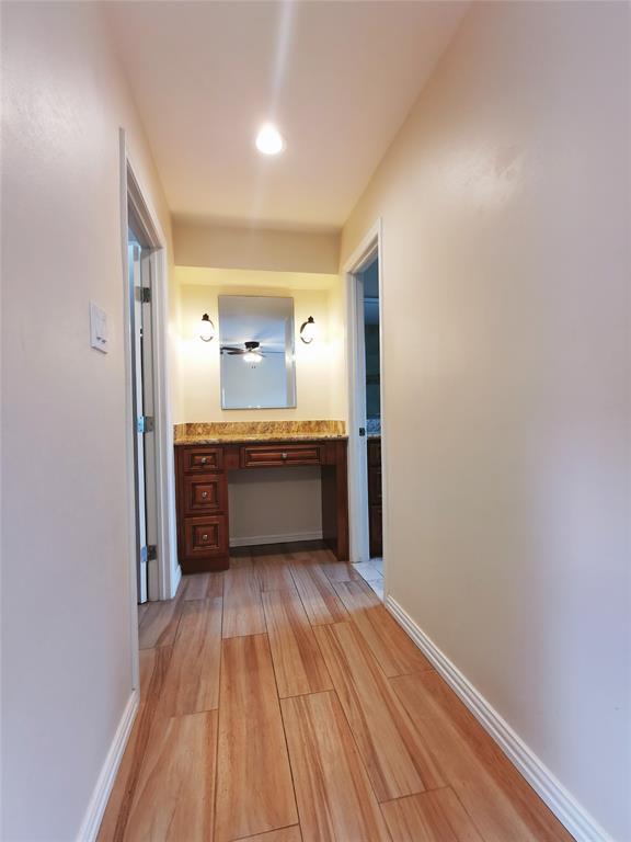 Building Photo - 10307 Cedarhurst Dr