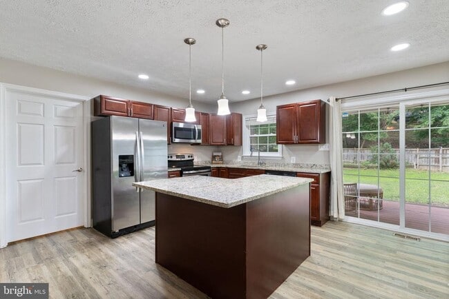 Building Photo - 12418 Red Rock Ct