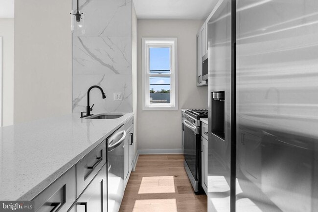 Building Photo - 2801 Winton St