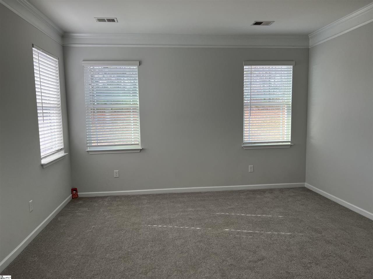 Building Photo - 205 Talisker Way