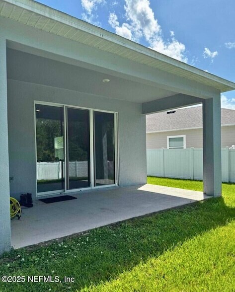 Building Photo - 2606 Trumpet Ln