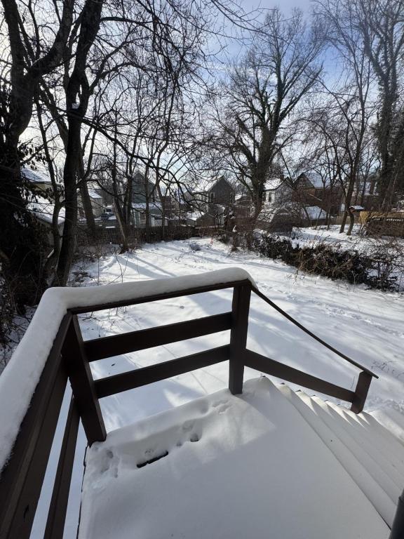 Building Photo - 569 Flatt Terrace