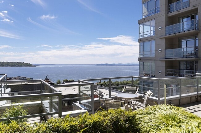 Building Photo - 2929 1st Ave