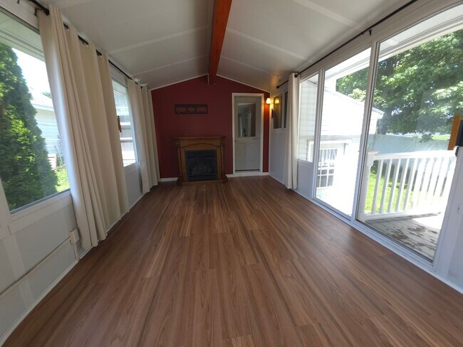 Building Photo - Single Family Home in Averill Park Schools