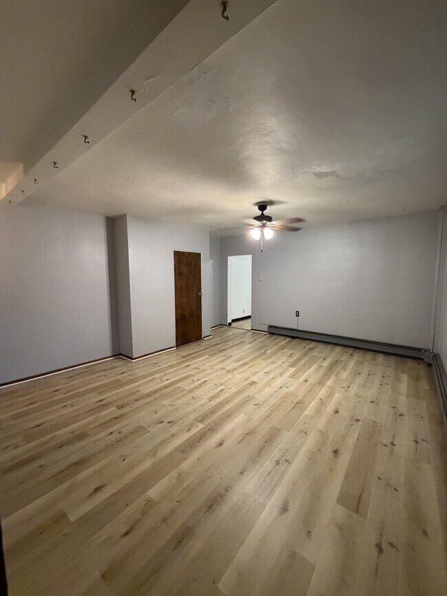 Building Photo - 2522 Leticoe St