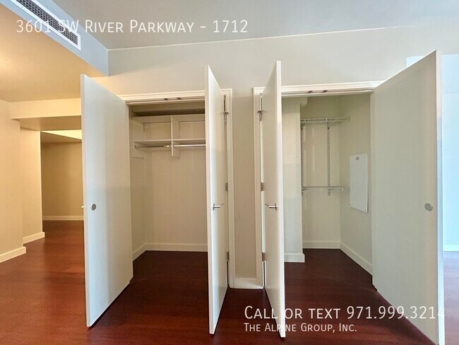 Building Photo - 3601 S River Pkwy