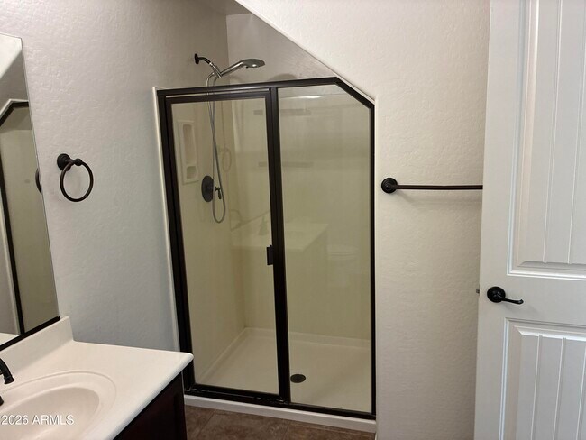 Building Photo - 92 W Aster Dr