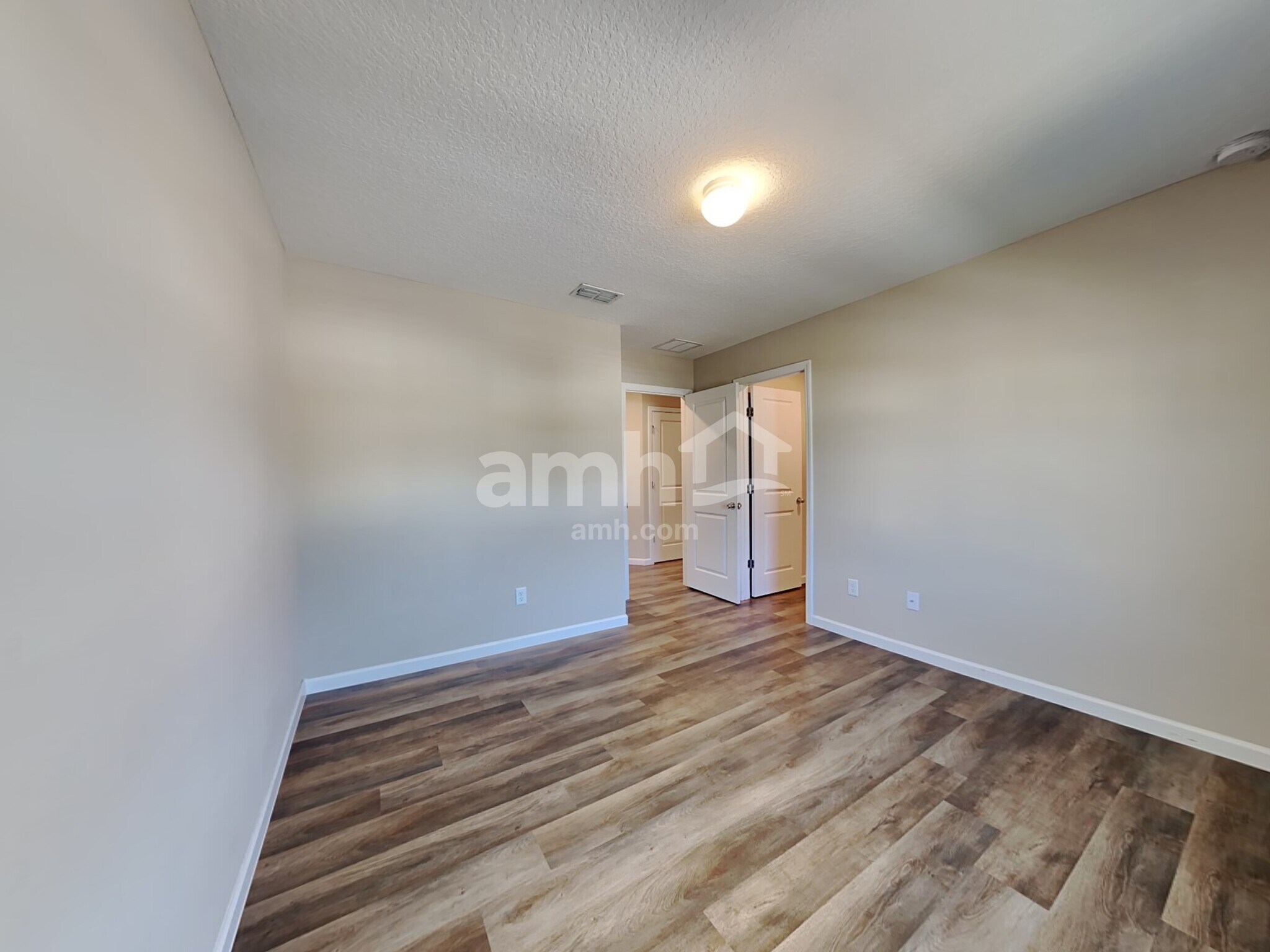 Building Photo - 173 Edge Park Trl