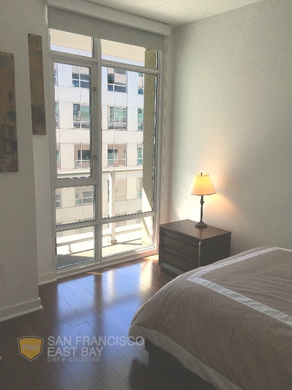Building Photo - Luxurious SOMA Grand Condo: 3 Bed / 2 Bath...