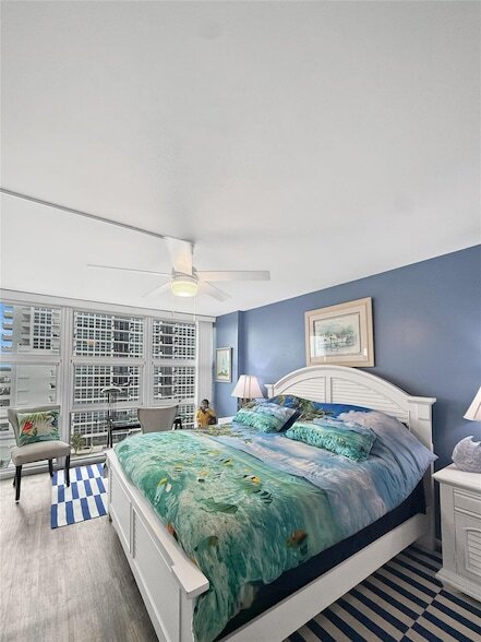 Building Photo - 525 N Ocean Blvd