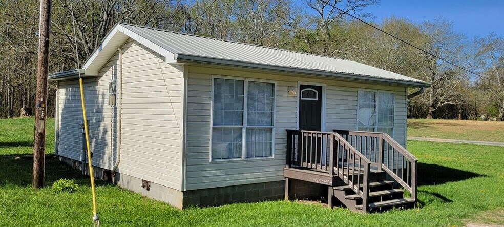 Building Photo - 335 Co Rd 262