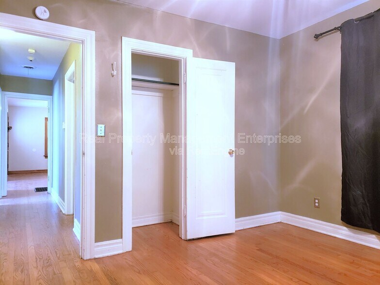 Building Photo - 1112 NW 44th St
