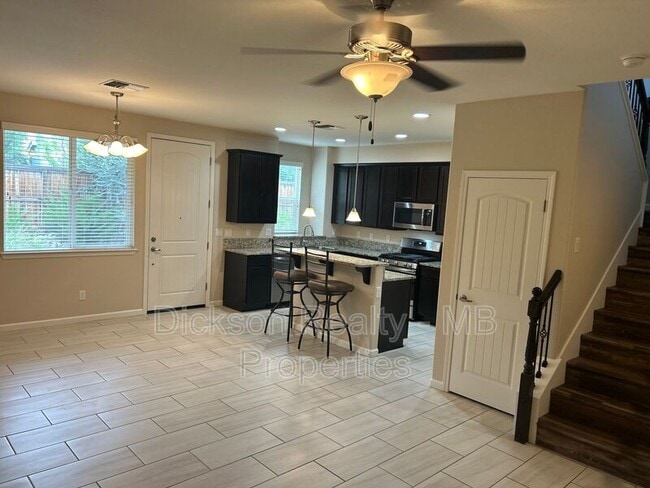 Building Photo - 2065 S Virginia St