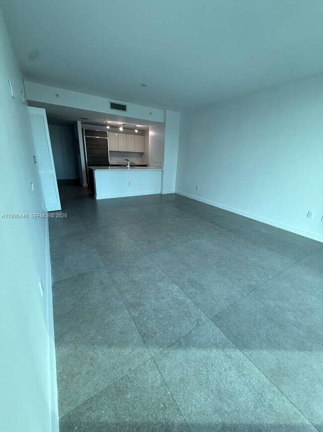 Building Photo - 1100 S Miami Ave