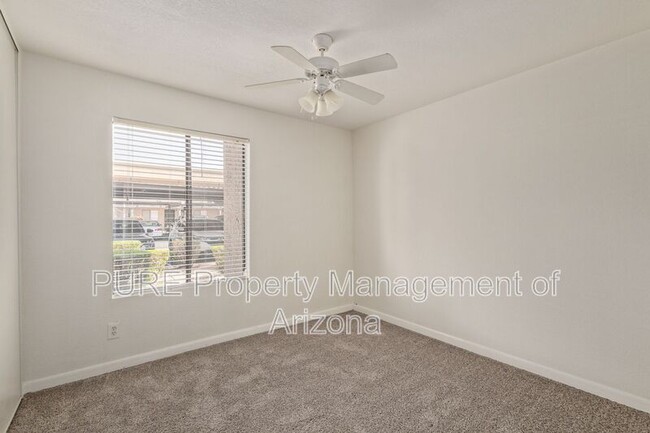 Building Photo - 5995 N 78th St