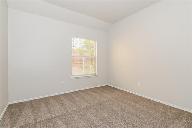Building Photo - 2825 Clearmeadow Dr
