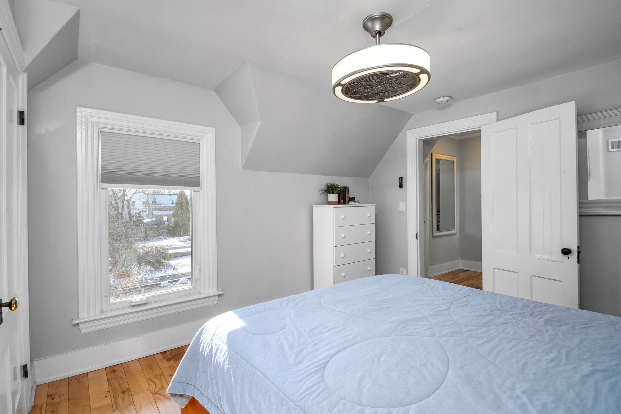 Building Photo - 87 Pleasant St