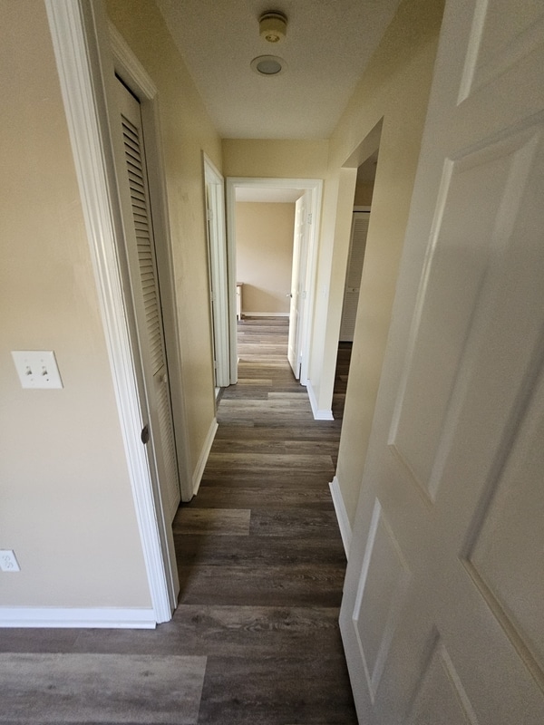 Building Photo - 13100 Brookshire Lake Blvd