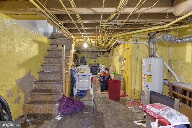 Building Photo - 2446 Memphis St