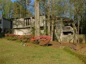 Building Photo - 1930 Annwicks Dr
