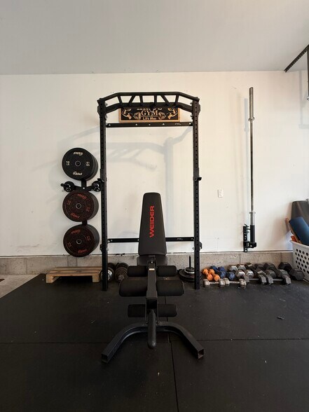 Building Photo - 65 Birch Trl