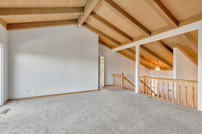 Building Photo - Tri-Level Home in Los Gatos
