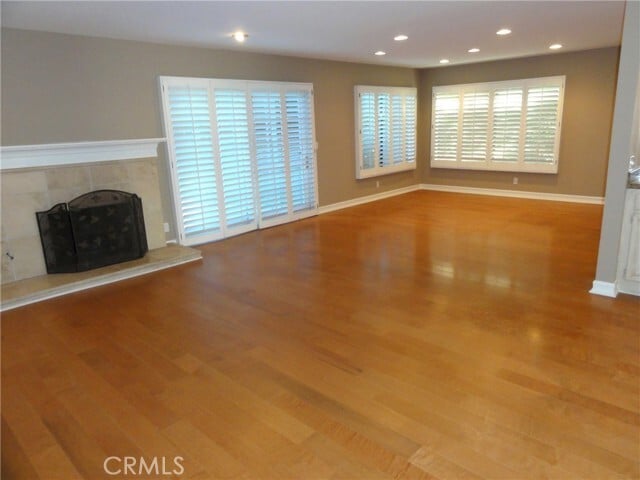 Building Photo - 337 Fox Hills Dr